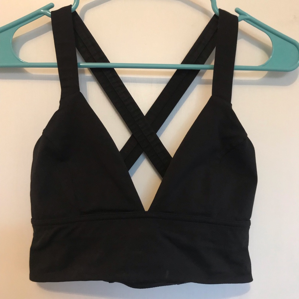 Lululemon deep V sports bra, size 4